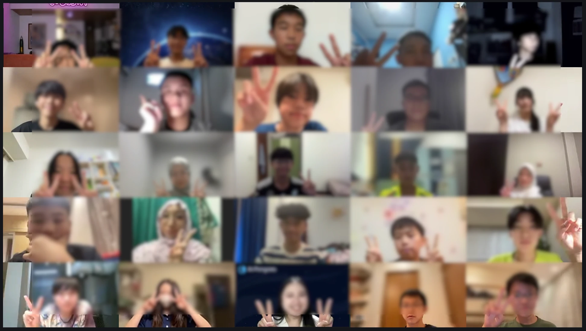 Zoom の画面に並んだ、Day 1 に参加した各国の生徒たち